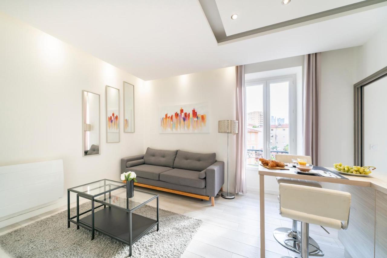 Appartement Portes De Monaco, 2 Pieces Renove - Aa